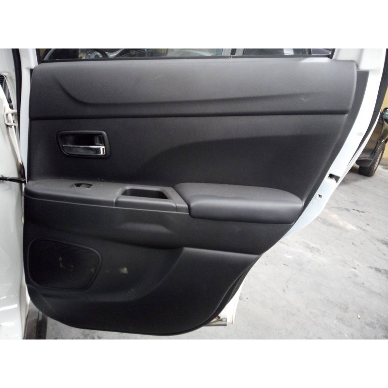Recambio de guarnecido puerta trasera derecha para mitsubishi asx (ga0w) kaiteki 4wd referencia OEM IAM   