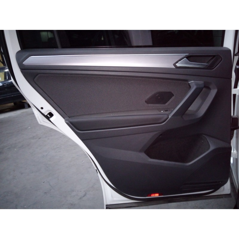 Recambio de guarnecido puerta trasera izquierda para seat tarraco (kn2) fr 4drive referencia OEM IAM   