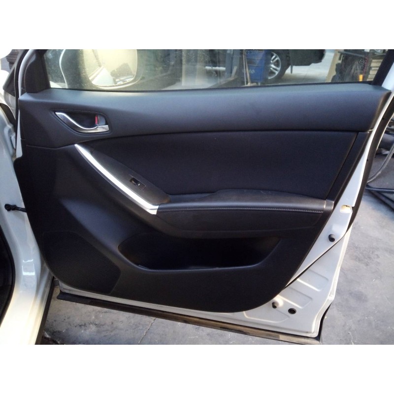 Recambio de guarnecido puerta delantera derecha para mazda cx-5 style 2wd referencia OEM IAM   