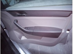 GUARNECIDO PUERTA DELANTERA DERECHA 