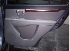 GUARNECIDO PUERTA TRASERA DERECHA 