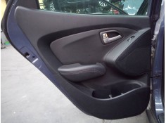 Recambio de guarnecido puerta trasera izquierda para hyundai ix35 style 2wd referencia OEM IAM   