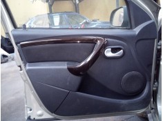 Recambio de guarnecido puerta delantera izquierda para dacia duster ambiance 4x4 referencia OEM IAM   