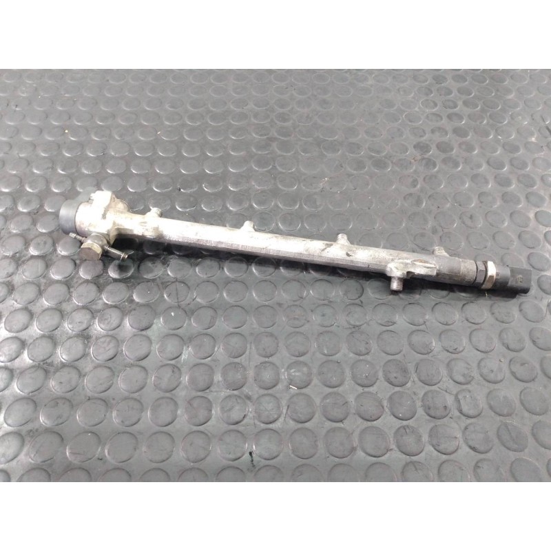 Recambio de rampa inyectora para mercedes clase c (w203) berlina 2.2 cdi cat referencia OEM IAM A6110700095 0445214004 