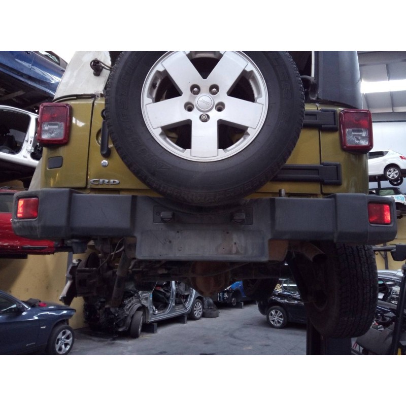 Recambio de paragolpes trasero para jeep wrangler / wrangler unlimited sport referencia OEM IAM   