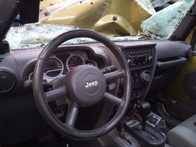 Recambio de salpicadero para jeep wrangler / wrangler unlimited sport referencia OEM IAM   