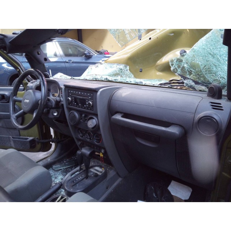 Recambio de salpicadero para jeep wrangler / wrangler unlimited sport referencia OEM IAM   