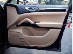 GUARNECIDO PUERTA DELANTERA DERECHA 