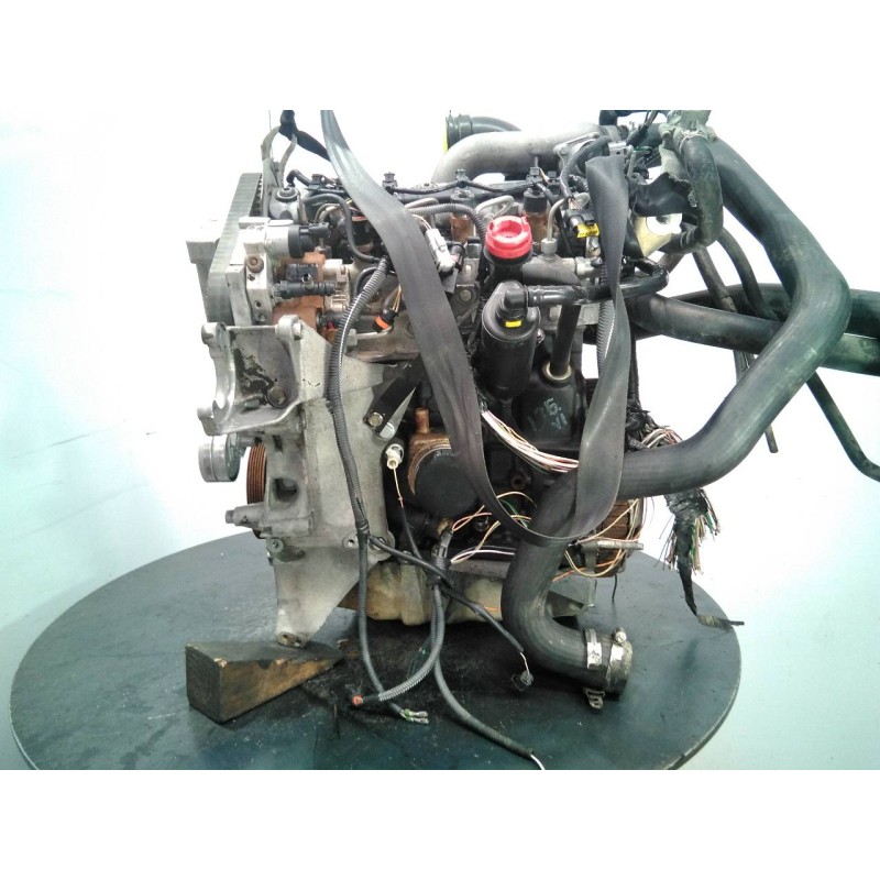 Recambio de despiece motor para renault trafic combi (ab 4.01) 29 combi6 acristalado parcial referencia OEM IAM F9Q760 DESPIECE 