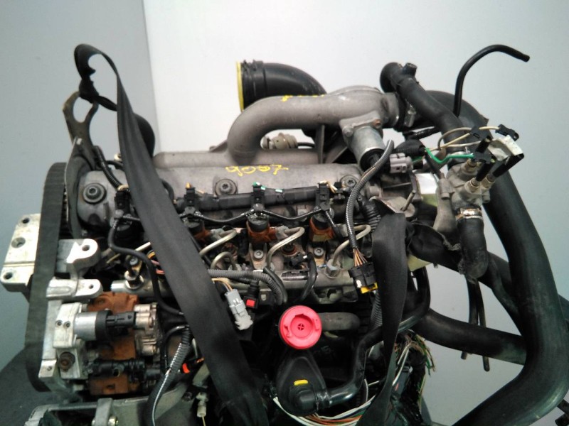 Recambio de despiece motor para renault trafic combi (ab 4.01) 29 combi6 acristalado parcial referencia OEM IAM F9Q760 DESPIECE 