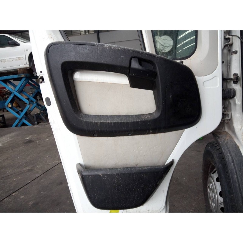 Recambio de guarnecido puerta delantera izquierda para citroen jumper pritsche 33 l1 bluehdi 130 referencia OEM IAM   