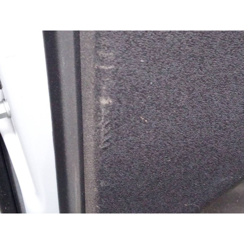 Recambio de guarnecido puerta trasera derecha para land rover range rover evoque evoque referencia OEM IAM   