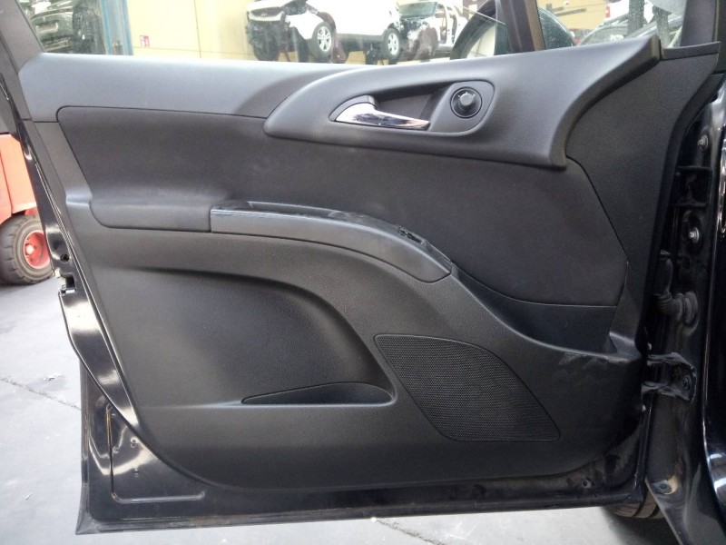 Recambio de guarnecido puerta delantera izquierda para opel meriva b cosmo referencia OEM IAM   