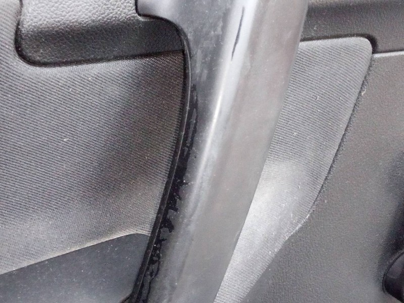 Recambio de guarnecido puerta trasera izquierda para opel meriva b cosmo referencia OEM IAM   