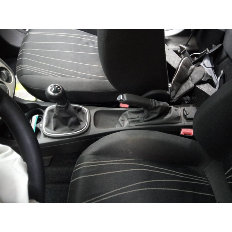 Recambio de consola central para opel corsa d cosmo referencia OEM IAM   