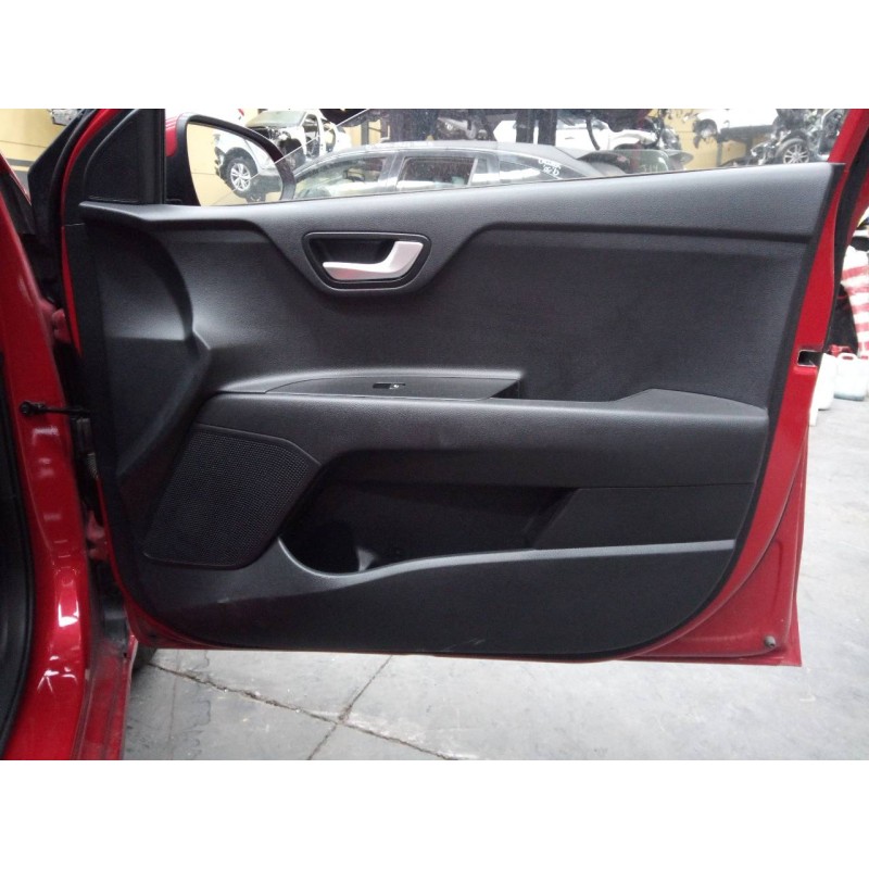 Recambio de guarnecido puerta delantera derecha para kia rio (yb) drive referencia OEM IAM   