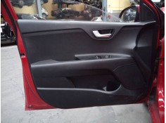 GUARNECIDO PUERTA DELANTERA IZQUIERDA 