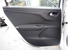 GUARNECIDO PUERTA TRASERA IZQUIERDA 