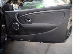 Recambio de guarnecido puerta delantera derecha para renault megane iii coupe dynamique referencia OEM IAM   