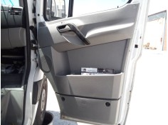 GUARNECIDO PUERTA DELANTERA DERECHA 