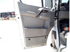 GUARNECIDO PUERTA DELANTERA IZQUIERDA 