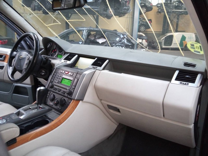 Recambio de salpicadero para land rover range rover sport v8 td se referencia OEM IAM   