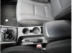 Recambio de consola central para hyundai i30 (gd) tecno referencia OEM IAM   