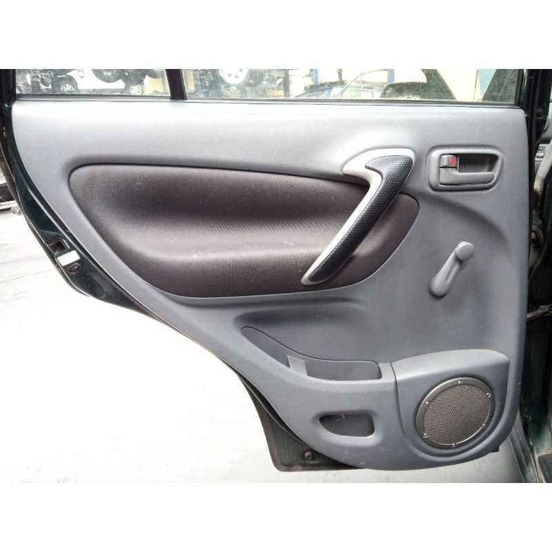 Recambio de guarnecido puerta trasera izquierda para toyota rav 4 (a2) 1.8 luna referencia OEM IAM   