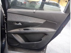 GUARNECIDO PUERTA TRASERA DERECHA 