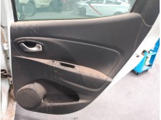 GUARNECIDO PUERTA TRASERA DERECHA 