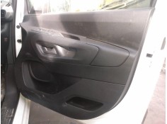 GUARNECIDO PUERTA DELANTERA DERECHA 