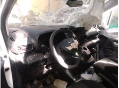 Recambio de salpicadero para opel combo life edition referencia OEM IAM    2