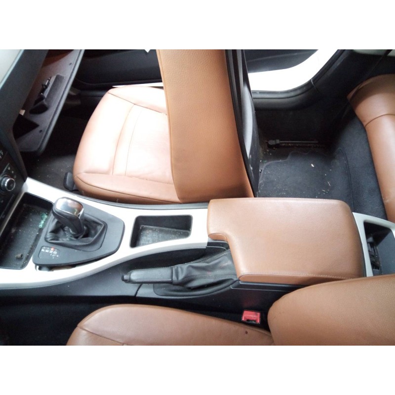 Recambio de consola central para bmw serie 3 coupe (e92) 320d xdrive referencia OEM IAM   