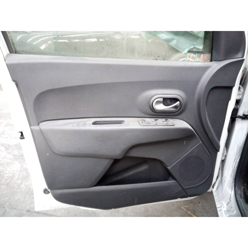 Recambio de guarnecido puerta delantera izquierda para dacia lodgy comfort referencia OEM IAM   
