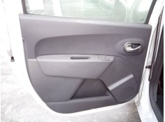 GUARNECIDO PUERTA TRASERA IZQUIERDA 