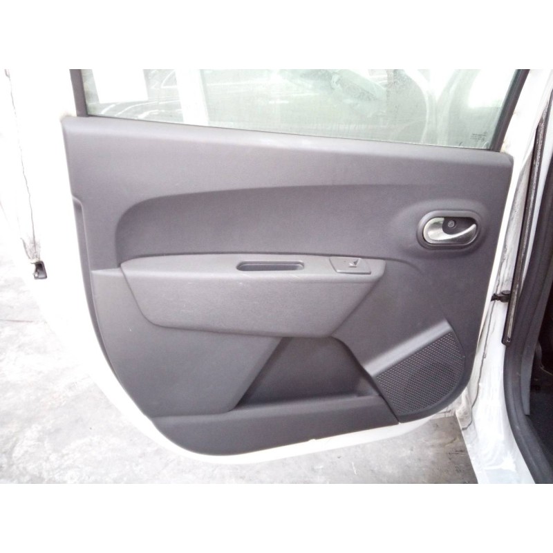 Recambio de guarnecido puerta trasera izquierda para dacia lodgy comfort referencia OEM IAM   