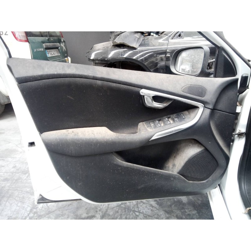 Recambio de guarnecido puerta delantera izquierda para volvo v40 momentum referencia OEM IAM   