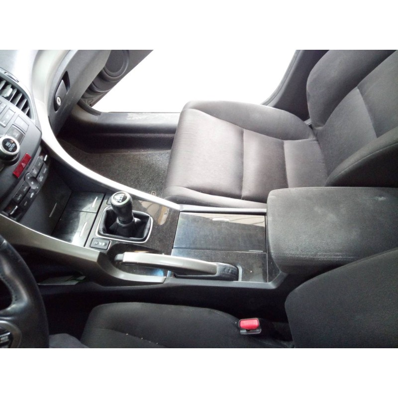 Recambio de consola central para honda accord berlina (cu) executive referencia OEM IAM   