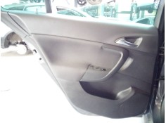 Recambio de guarnecido puerta trasera izquierda para opel insignia berlina selective referencia OEM IAM   
