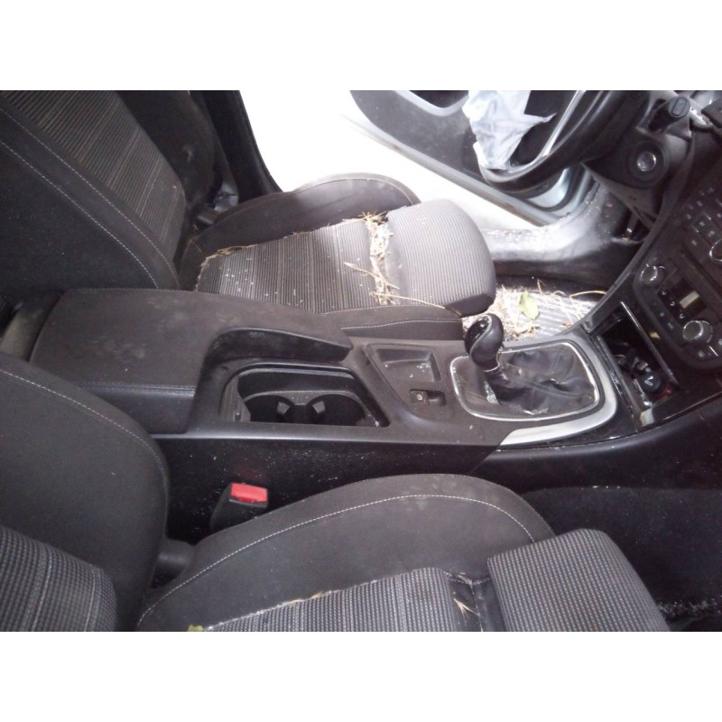 Recambio de consola central para opel insignia berlina cosmo referencia OEM IAM   
