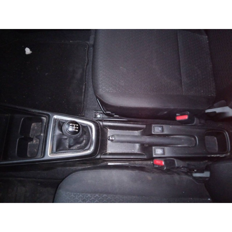 Recambio de consola central para suzuki swift (az) gle referencia OEM IAM   