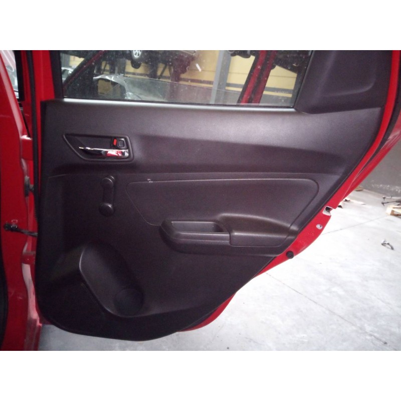 Recambio de guarnecido puerta trasera derecha para suzuki swift (az) gle referencia OEM IAM   
