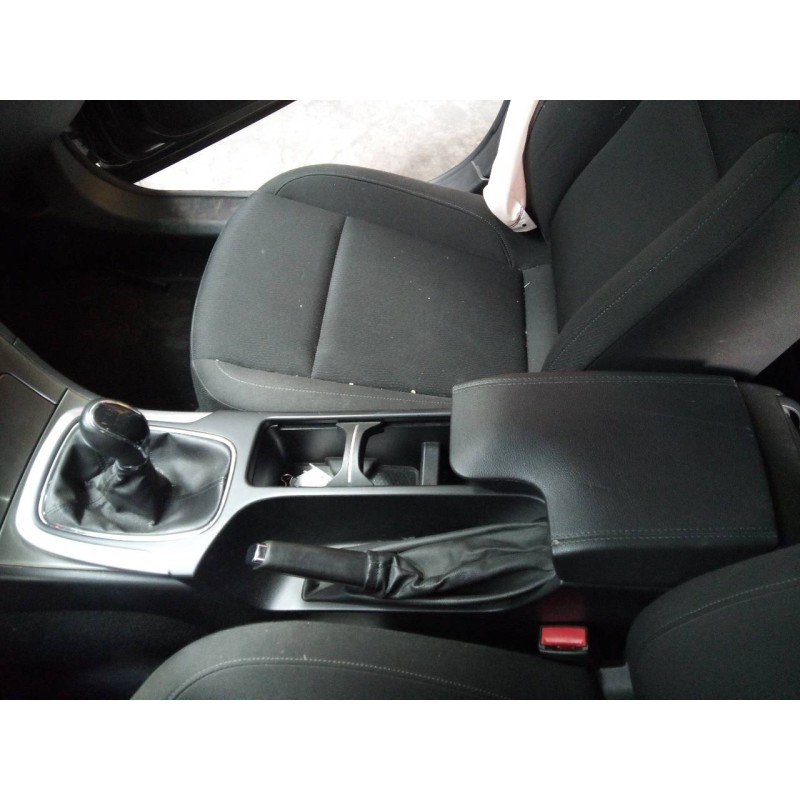 Recambio de consola central para opel insignia berlina excellence referencia OEM IAM   