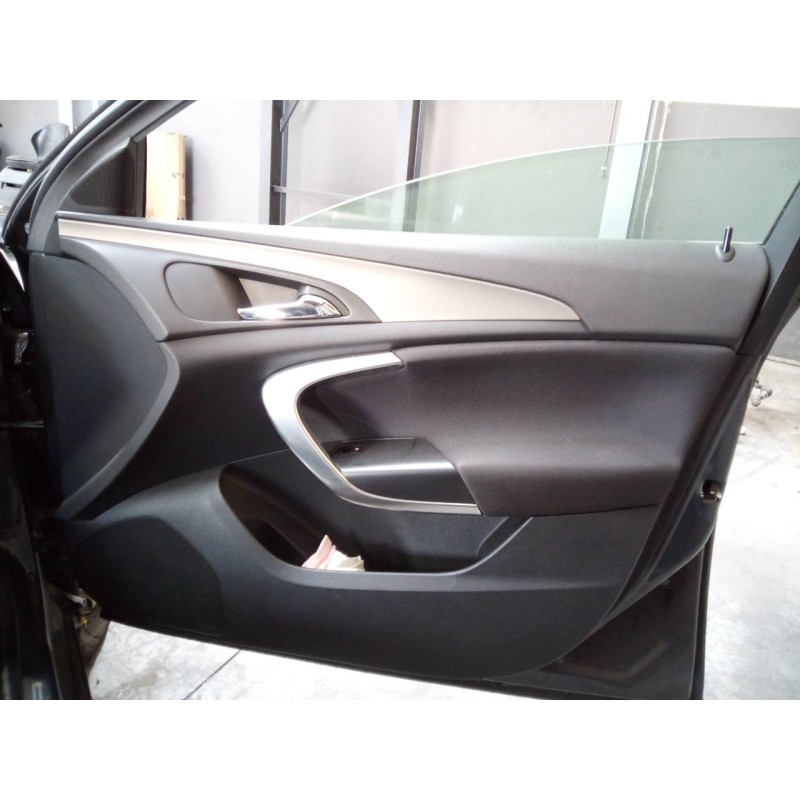 Recambio de guarnecido puerta delantera derecha para opel insignia berlina excellence referencia OEM IAM   