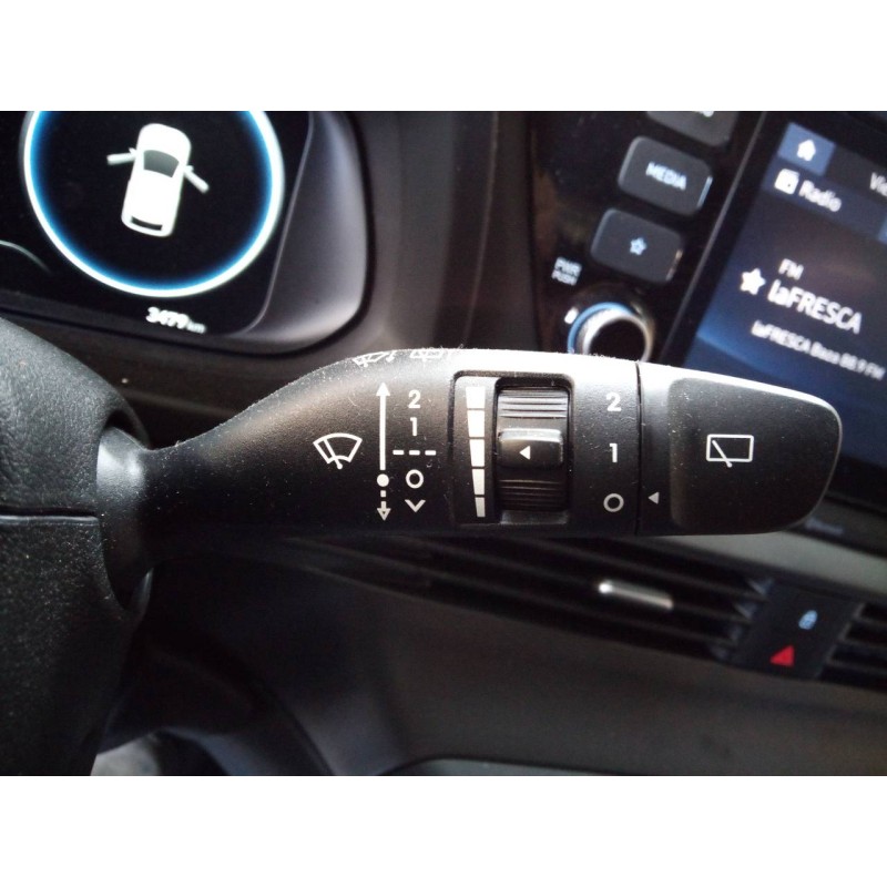 Recambio de mando limpia para hyundai i20 essence referencia OEM IAM   