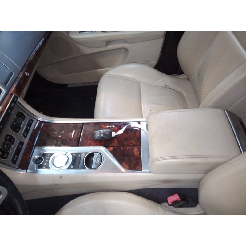 Recambio de consola central para jaguar xf 2.2 diesel referencia OEM IAM   