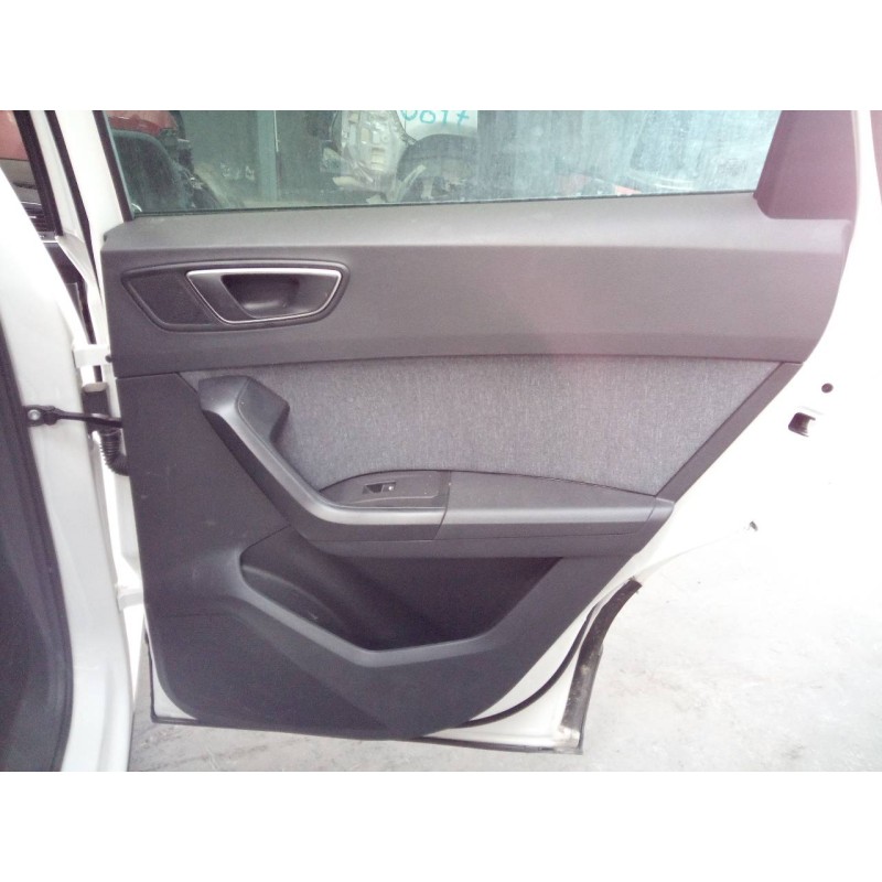 Recambio de guarnecido puerta trasera derecha para seat ateca (kh7) xcellence referencia OEM IAM   