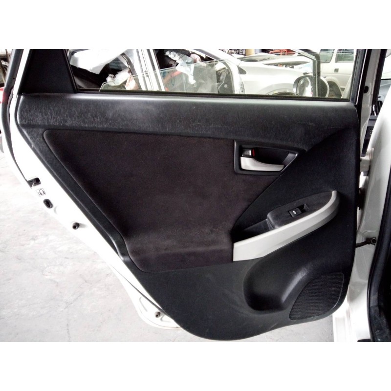 Recambio de guarnecido puerta trasera izquierda para toyota prius (nhw30) advance referencia OEM IAM   