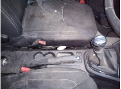 Recambio de consola central para renault clio iv dynamique referencia OEM IAM   