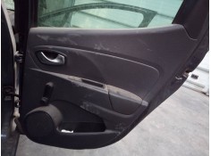 GUARNECIDO PUERTA TRASERA DERECHA 